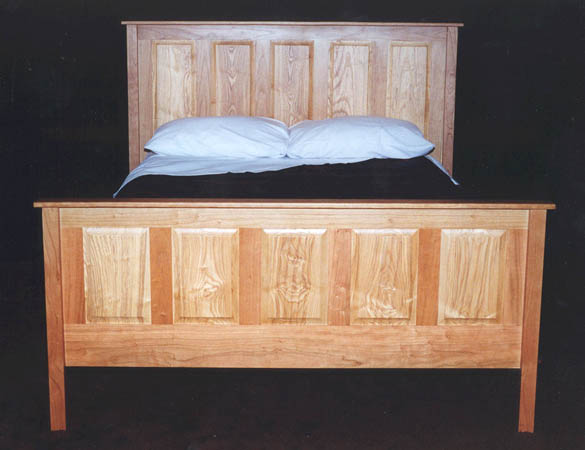 Boston bed in Cherry with Ash panels
